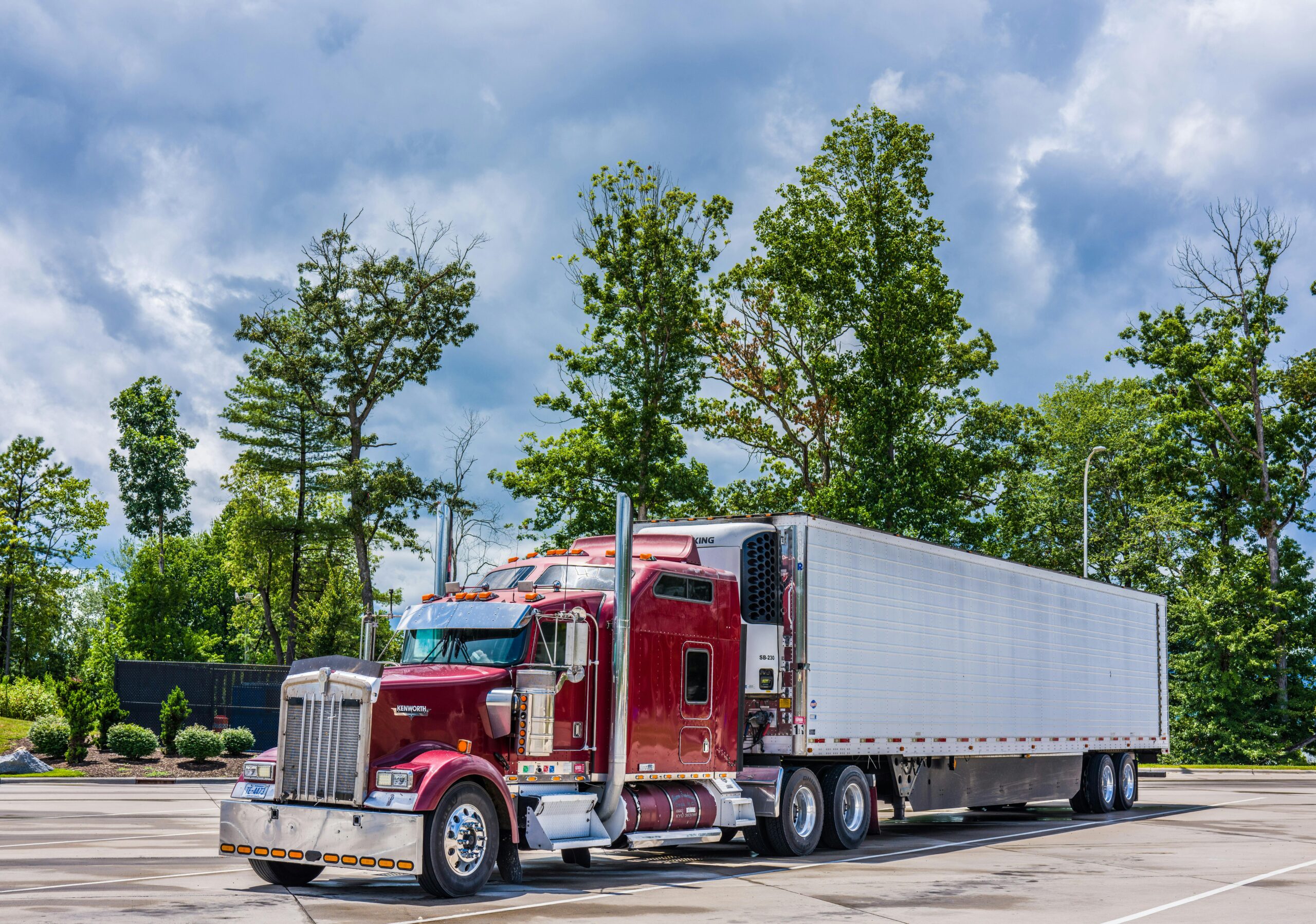 Truck Accidents on Rural Roads in the Fall